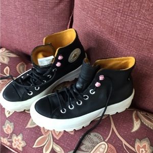 Converse Winter Lugged Hi Gore-TEX Chuck Taylor Womens Boots Size 5